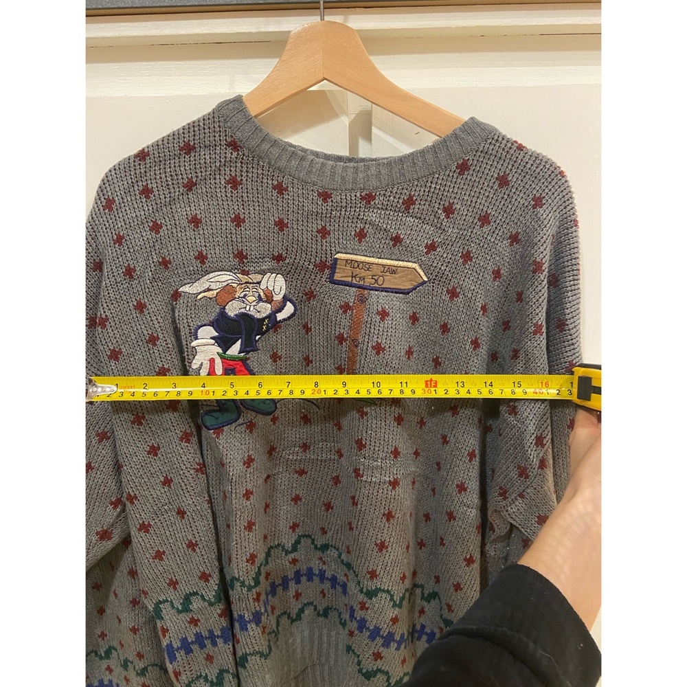 Vintage embroidered handmade bunny sweater wool brand fine line color grey - Picture 3 of 7
